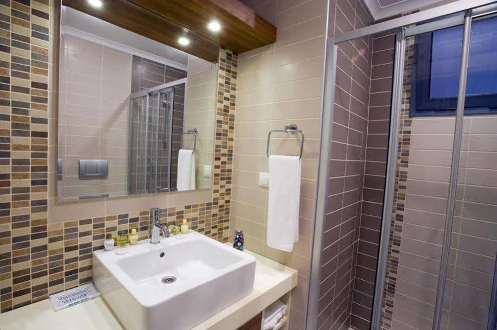 Kondo Suites Cesme Ngoại thất bức ảnh